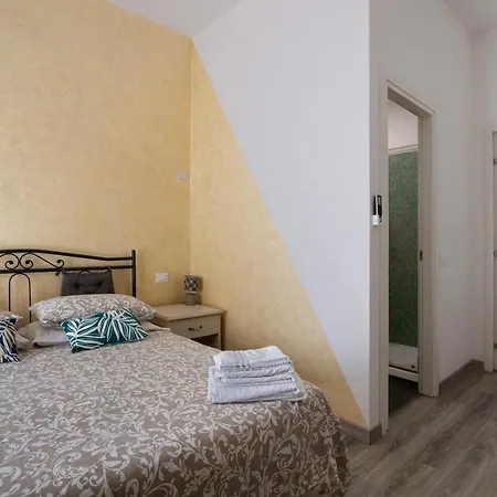 Perla Del Golfo Guest house