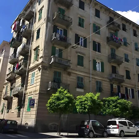 Perla Del Golfo Casa de hóspedes 3*