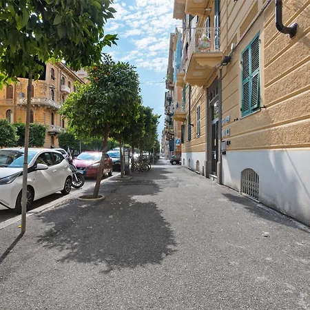 Perla Del Golfo Гостевой дом